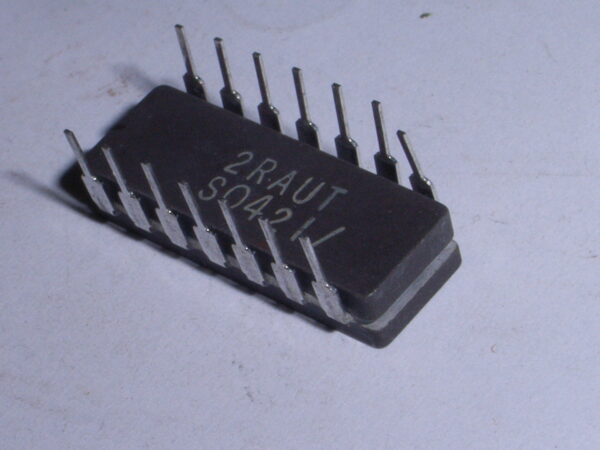 MICROCIRCUIT P/N CD4047BF - Image 3