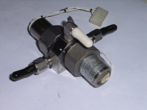 VALVE P/N 3666-12-1 - Image 2