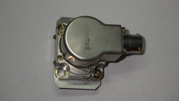 SERVO VALVE P/N 77070 - Image 3