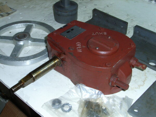 ACTUATOR PN ME3883