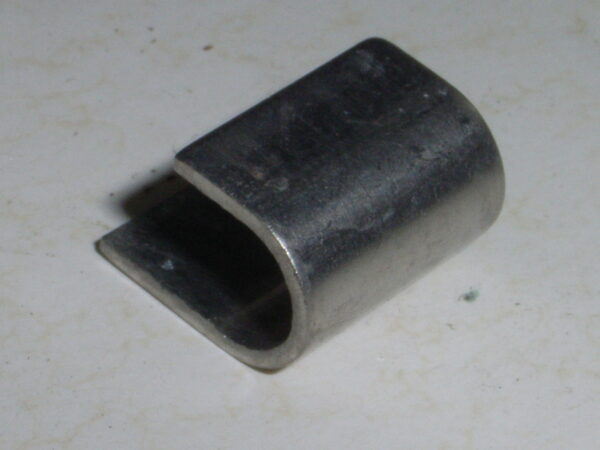 BRACKET, TUBE SUPPORT P/N 3901T97P01