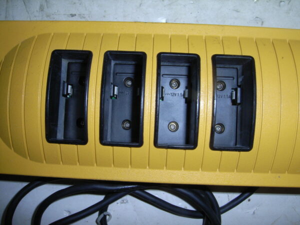 BATTERY  CHARGER P/N 20669-00 - Image 4