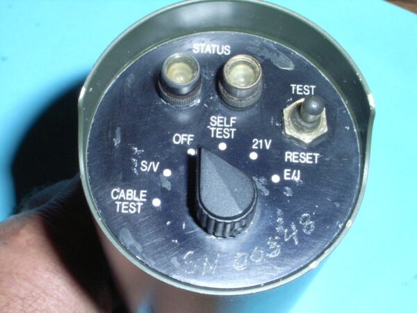 VOLTAGE DETECTOR P/N 372-2 - Image 3