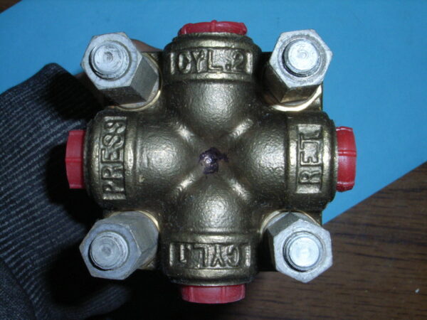 DRAIN VALVE PN 3486B