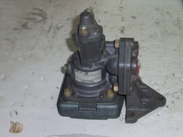 VALVE P/N P59567-3 - Image 2