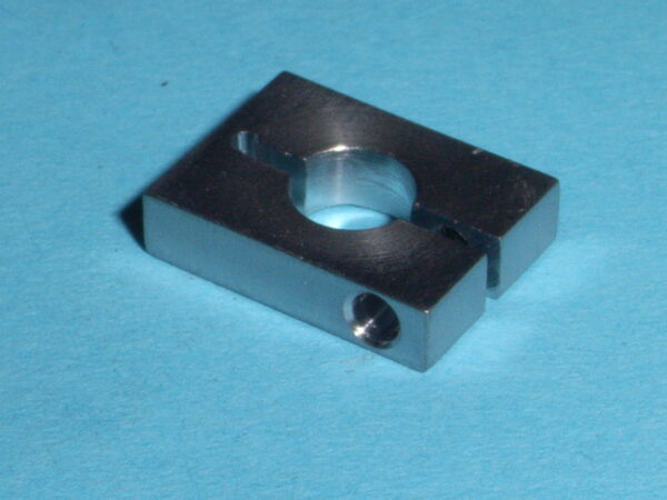 CLAMP P/N 1225813-1 - Image 4