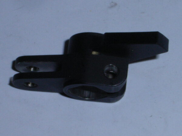 LEVER BOTTOM P/N MBEU141746 - Image 3