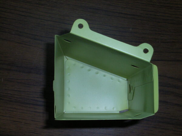 BOX ASSEMBLY P/N D114711-1 - Image 2