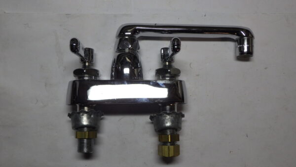 FAUCET, DOUBLE P/N 891-L8